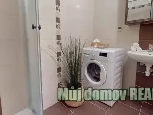 Pronájem bytu 2+kk, Praha - Karlín, Prvního pluku, 45 m2