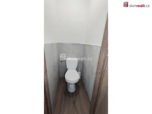 Pronájem bytu 2+1, Praha - Kobylisy, Chabařovická, 67 m2