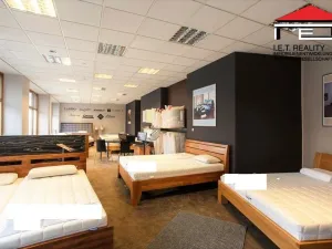 Pronájem obchodního prostoru, Ostrava, 28. října, 100 m2