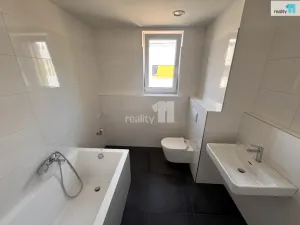 Pronájem bytu 1+kk, Dobřichovice, Randova, 34 m2