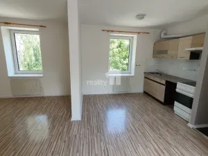 Pronájem bytu 2+kk, Praha - Hrdlořezy, Českobrodská, 64 m2