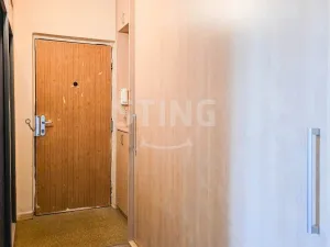 Prodej bytu 2+1, Karviná, Bratr. Veverkových, 56 m2
