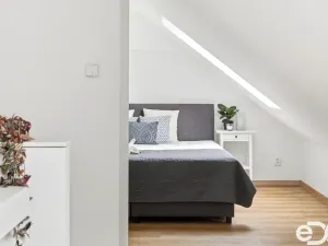 Prodej bytu 3+kk, Praha - Ďáblice, K náměstí, 72 m2
