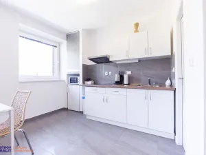 Prodej bytu 2+kk, Staré Město - Stříbrnice, 48 m2