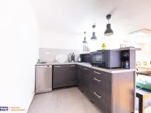 Prodej bytu 2+kk, Staré Město - Stříbrnice, 48 m2