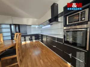 Pronájem bytu 4+kk, Brušperk, náměstí J. A. Komenského, 150 m2
