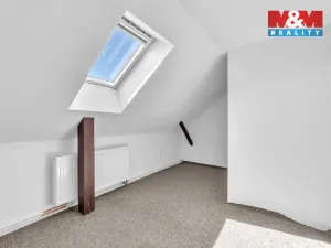 Prodej rodinného domu, Rovensko pod Troskami, Riegrova, 150 m2