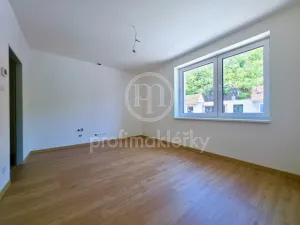 Prodej bytu 2+kk, Oslavany, Široká, 44 m2