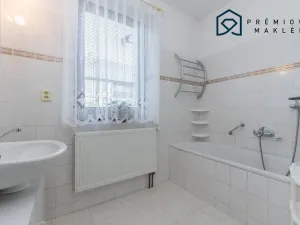 Prodej rodinného domu, Lubenec, Zahradní, 200 m2