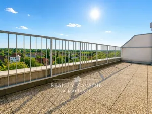 Pronájem bytu 1+kk, Praha - Uhříněves, Venušina, 32 m2