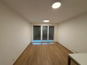 Pronájem bytu 1+kk, Praha - Háje, Výstavní, 34 m2