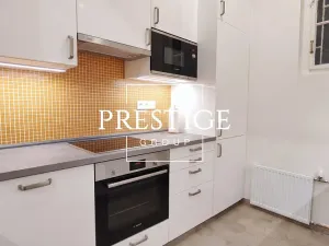 Pronájem bytu 1+1, Praha - Nové Město, Hálkova, 32 m2