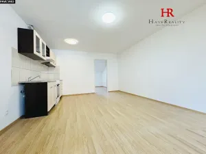 Pronájem bytu 2+kk, Benešov, Malé náměstí, 54 m2