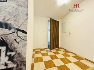 Pronájem bytu 2+kk, Benešov, Malé náměstí, 54 m2
