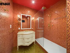 Prodej bytu 3+1, Karlovy Vary, nábřeží Jana Palacha, 94 m2