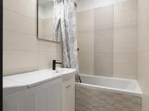 Prodej bytu 1+kk, Praha - Háje, Matúškova, 31 m2