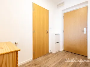 Pronájem bytu 2+kk, Praha - Letňany, Tupolevova, 50 m2