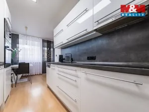 Prodej bytu 3+1, Praha - Stodůlky, Borovanského, 74 m2