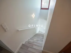 Prodej rodinného domu, Měšice, Nad Babím dolem, 140 m2