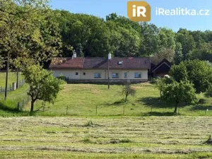 Prodej rodinného domu, Chyjice, 220 m2