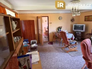 Prodej rodinného domu, Chyjice, 220 m2