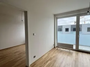 Pronájem bytu 2+kk, Praha - Prosek, Litvínovská, 60 m2