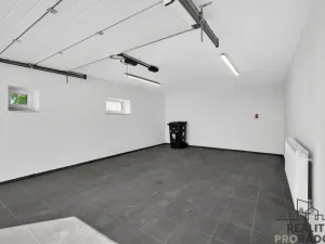Prodej rodinného domu, Dobšice, 339 m2