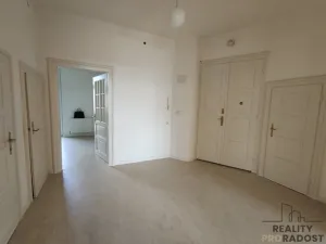 Pronájem bytu 3+1, Český Těšín, Čapkova, 120 m2