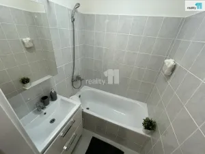 Pronájem bytu 1+1, Praha - Vokovice, Evropská, 37 m2