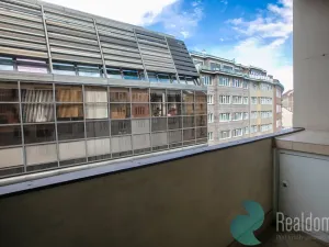 Pronájem bytu 4+1, Praha - Nové Město, Masarykovo nábřeží, 110 m2