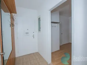 Pronájem bytu 4+1, Praha - Nové Město, Masarykovo nábřeží, 110 m2