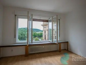 Pronájem bytu 4+1, Praha - Nové Město, Masarykovo nábřeží, 110 m2