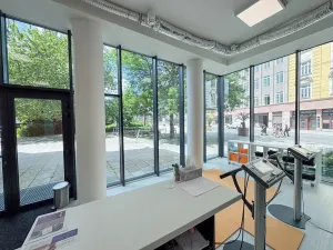 Pronájem kanceláře, Opava, náměstí Republiky, 65 m2
