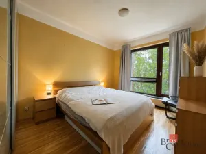 Pronájem bytu 2+kk, Praha - Karlín, Rohanské nábřeží, 57 m2