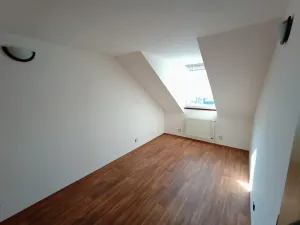 Pronájem bytu 2+kk, Praha - Čakovice, Cukrovarská, 54 m2