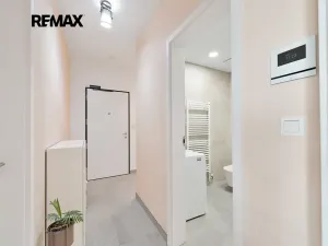 Pronájem bytu 2+kk, Praha - Jinonice, Vladimíra Kobranova, 56 m2