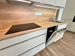 Pronájem bytu 1+kk, Praha, Poděbradská, 38 m2
