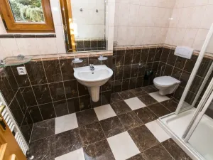 Pronájem vily, Praha - Nebušice, K Noskovně, 384 m2
