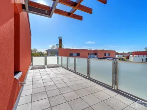 Prodej bytu 3+kk, Hradec Králové, K Meteoru, 77 m2