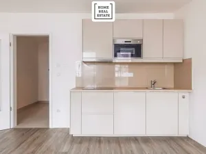 Prodej bytu 1+kk, Praha - Smíchov, Pod Barvířkou, 36 m2