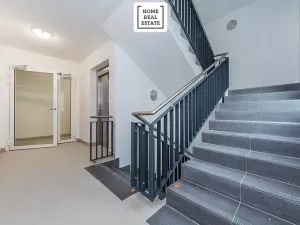 Prodej bytu 1+kk, Praha - Smíchov, Pod Barvířkou, 36 m2