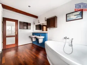 Prodej rodinného domu, Dubné, 261 m2