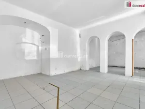 Prodej ubytování, Bečov nad Teplou, nám. 5. května, 246 m2