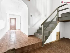 Prodej ubytování, Bečov nad Teplou, nám. 5. května, 246 m2