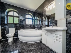 Prodej vily, Frýdek-Místek, Stará Riviera, 249 m2