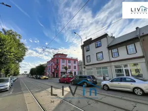 Pronájem obchodního prostoru, Olomouc, Smrčkova, 32 m2