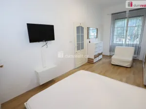 Pronájem bytu 2+1, Praha - Vinohrady, 75 m2