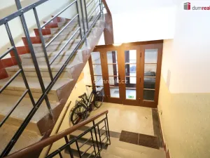 Pronájem bytu 2+1, Praha - Vinohrady, 75 m2