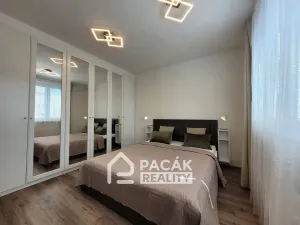 Pronájem bytu 2+1, Olomouc - Neředín, Dělnická, 52 m2