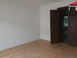 Pronájem bytu 2+kk, Ostrava, Nádražní, 75 m2